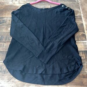 Jones New York Large Ribbed Oversize Top with 3 Button Shoulder Detail